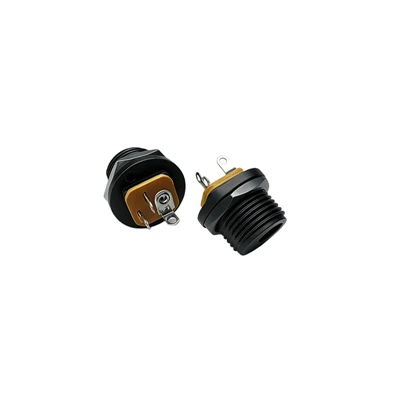 Vertikalni DIP 5.5x2.1mmDC-151-200